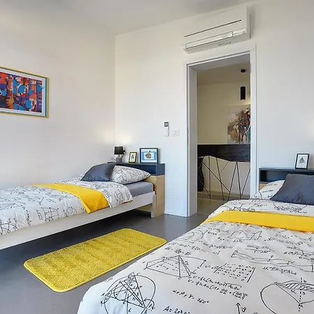 Yania Holiday home *